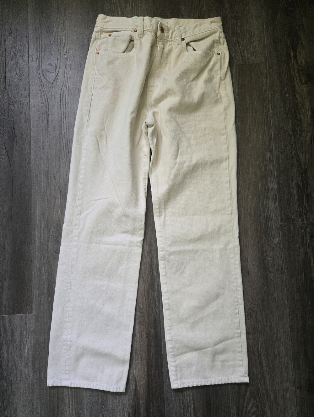 Relisted - Picture 2 of 11